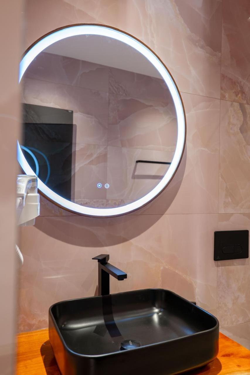 Juer Hotel Bajkaj Extérieur photo
